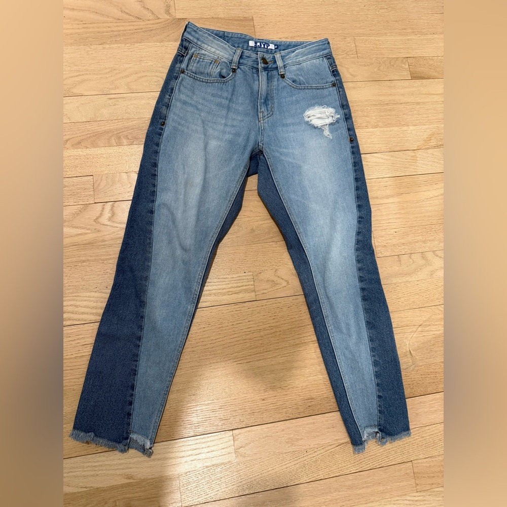 SJYP Stylish Two-Tone Jeans